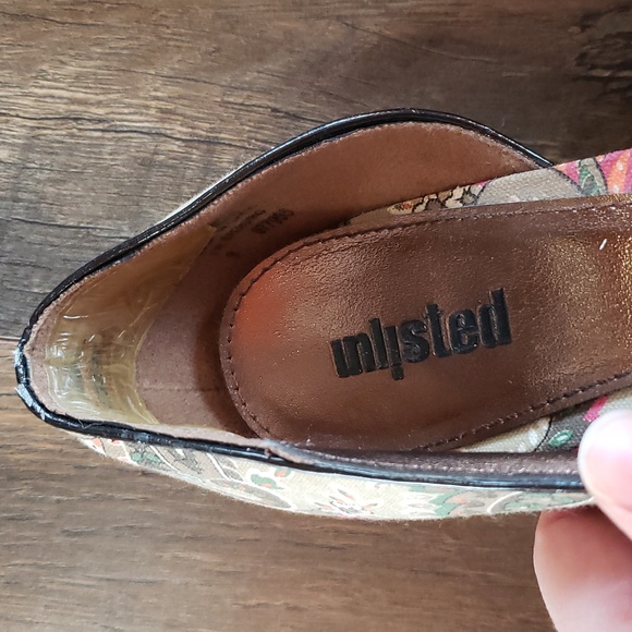 Womens Unlisted Paisley Fabric Open Toe Heels, Size 9 - Picture 4 of 6